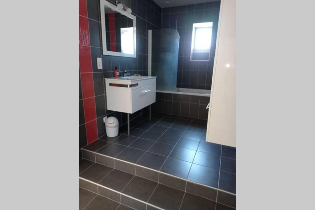Appartement Moderne Et Lumineux Brive-la-Gaillarde Exteriér fotografie