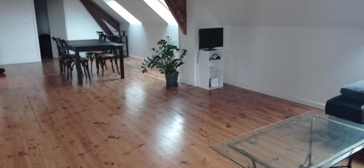 Appartement Moderne Et Lumineux Brive-la-Gaillarde Exteriér fotografie